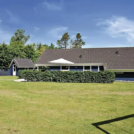 Lovely Home In Oksbol With Sauna Oksbøl